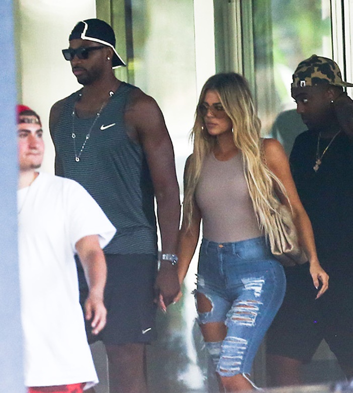 Is Khloe Kardashian Setting Herself up to be Robbed